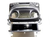 Radio / CD-Player / DVD-Player / Navigation