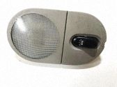 Luz del asiento delantero