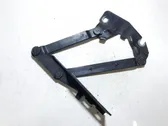 Engine bonnet/hood hinges