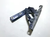 Engine bonnet/hood hinges