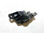 Fender mounting bracket