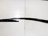 Front wiper blade arm