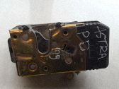 Cerradura de puerta delantera