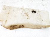 Windshield washer fluid reservoir/tank