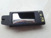 Manecilla interna puerta delantera