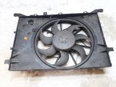 Radiator cooling fan shroud