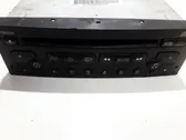 Radio / CD-Player / DVD-Player / Navigation