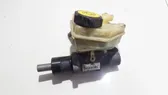 Master brake cylinder