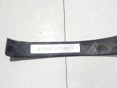 Moldura protectora del borde trasero