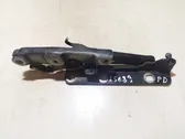 Engine bonnet/hood hinges