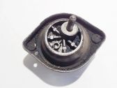 Engine mount bracket