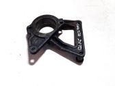 Engine mounting bracket