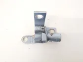 Bisagra superior puerta delantera