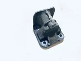 Engine mounting bracket