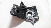 Engine mounting bracket