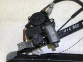 Motor del regulador de la ventanilla de la puerta delantera