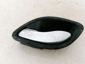 Manecilla interna puerta delantera
