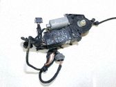 Motor del regulador de la ventanilla de la puerta delantera