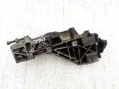 Engine mounting bracket