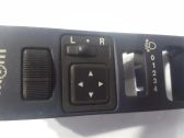 Wing mirror switch