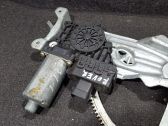 Motor del regulador de la ventanilla de la puerta delantera