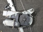 Motor del regulador de la ventanilla de la puerta delantera