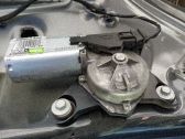 Moteur d'essuie-glace arrière