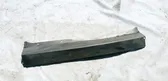 Moldura embellecedora de la barra del amortiguador trasero
