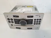 Radio / CD-Player / DVD-Player / Navigation