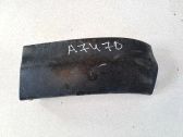 Moldura embellecedora de la barra del amortiguador trasero