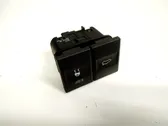 Tailgate opening switch