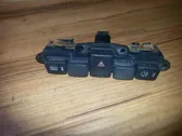 Botón interruptor de luz de peligro