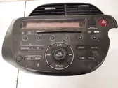 Radio/CD/DVD/GPS-pääyksikkö
