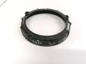 Bague de verrouillage pour réservoir de carburant