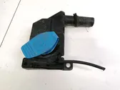 Windshield washer fluid reservoir/tank
