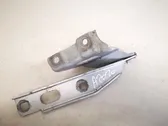 Engine bonnet/hood hinges