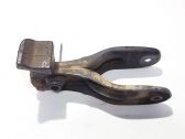 Engine mount bracket