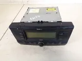 Radio/CD/DVD/GPS-pääyksikkö