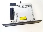 Radio / CD-Player / DVD-Player / Navigation