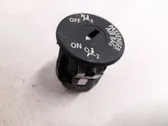 Matkustajan turvatyynyn on-off-kytkin