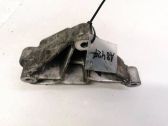 Engine mounting bracket
