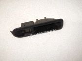 Support bouton lève vitre porte avant