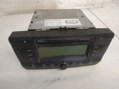 Radio / CD-Player / DVD-Player / Navigation