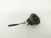 Altavoz de la puerta delantera