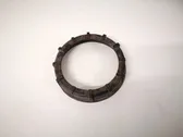 Bague de verrouillage pour réservoir de carburant