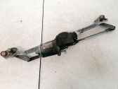 Tringlerie et moteur d'essuie-glace avant