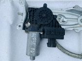 Motor del regulador de la ventanilla de la puerta delantera