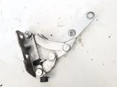 Engine bonnet/hood hinges