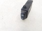 Botón interruptor de bloqueo de puertas