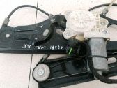 Motor del regulador de la ventanilla de la puerta delantera